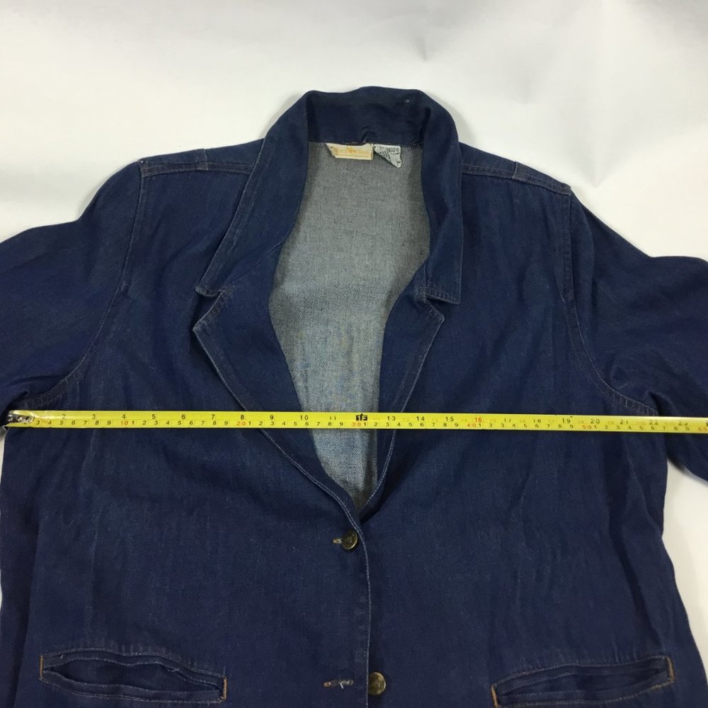 Hunters Run Jean Jacket - Picture 7 of 12